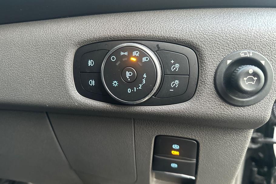 Used Ford TRANSIT WR75JBX 15