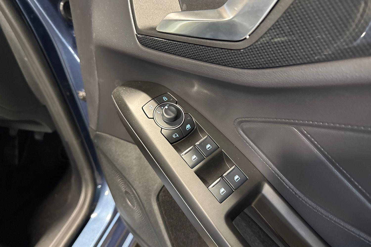 Ford FOCUS Photo 15