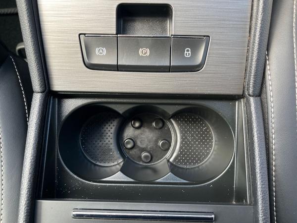 Skoda Superb Photo autoimg-e7df6eee7e951033104730f15adcb9e2417e8e7e.jpg