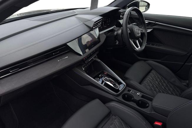 Audi S3 Photo 2