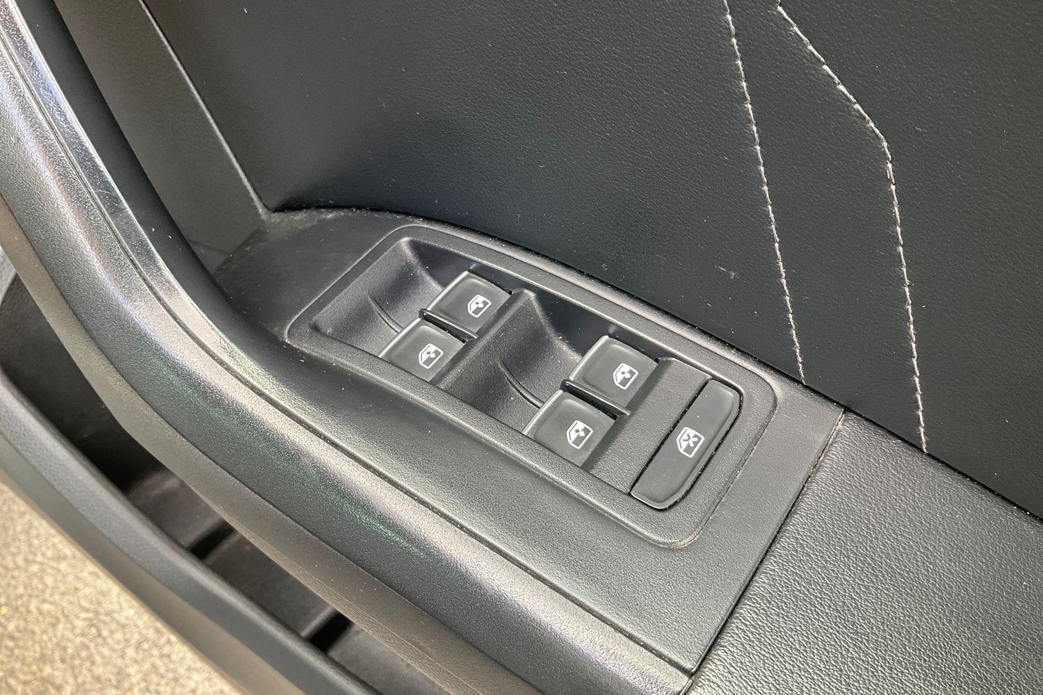 SEAT ATECA Photo 15