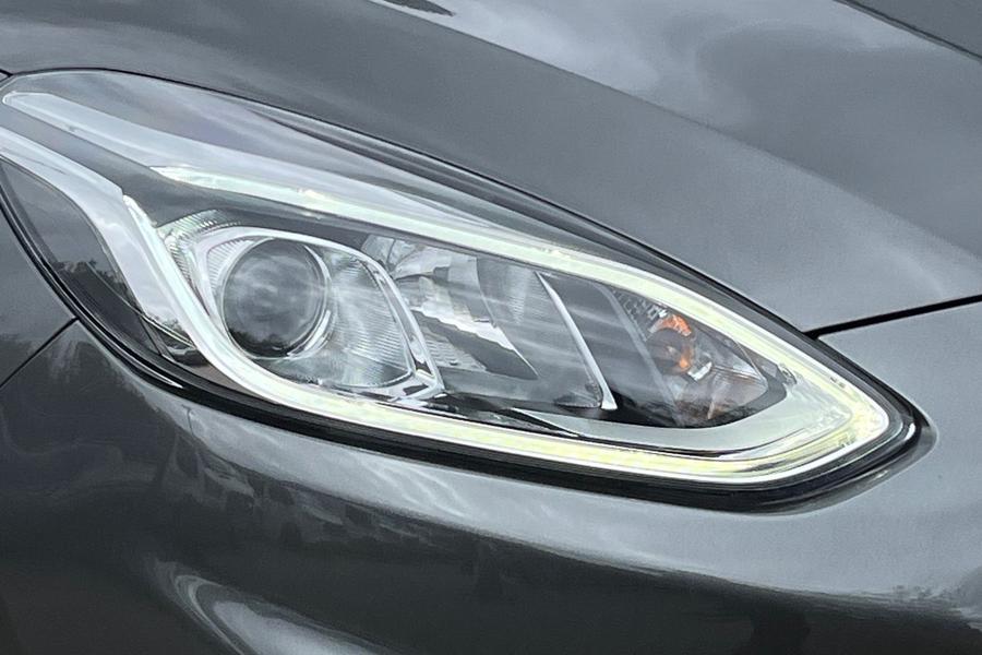 Ford Fiesta Photo autoimg-e7e0fdf595eb81b1f7862daded049f0718207f2e.jpg