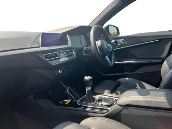 BMW 1 Series Photo autoimg-e7e449e84c0b9cac9d5dc21905b8f7328c22f911.jpg