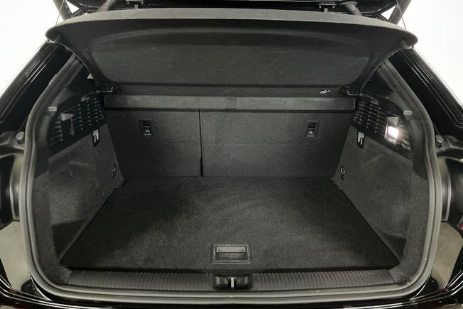 AUDI Q2 Photo 12