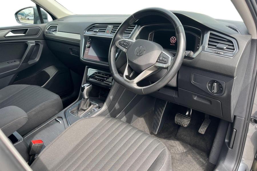 Volkswagen TIGUAN ALLSPACE Photo autoimg-e7e6090877770b94414c94fe1ecbc58d65262fbe.jpg