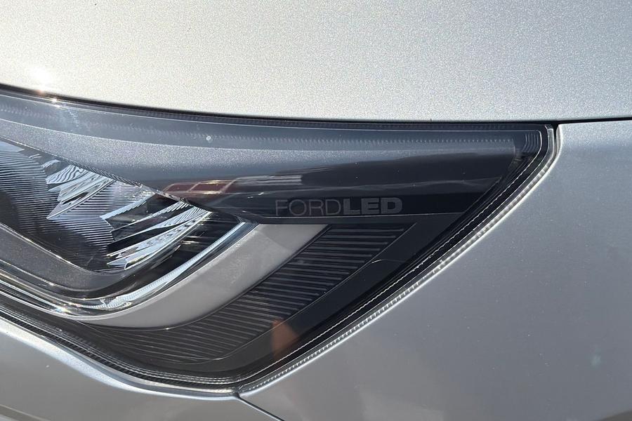 Ford FOCUS Photo autoimg-e7e94d3773a7640bf20771f00a1a9675795301d3.jpg