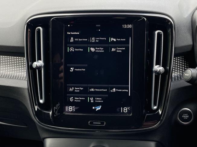 VOLVO Xc40 Photo 45