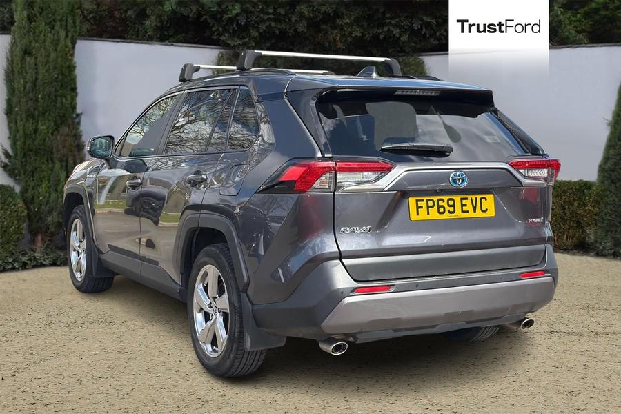 Toyota RAV4 Photo autoimg-e7ea0fab5f46690da9e16ea697fc2cca6de904bb.jpg