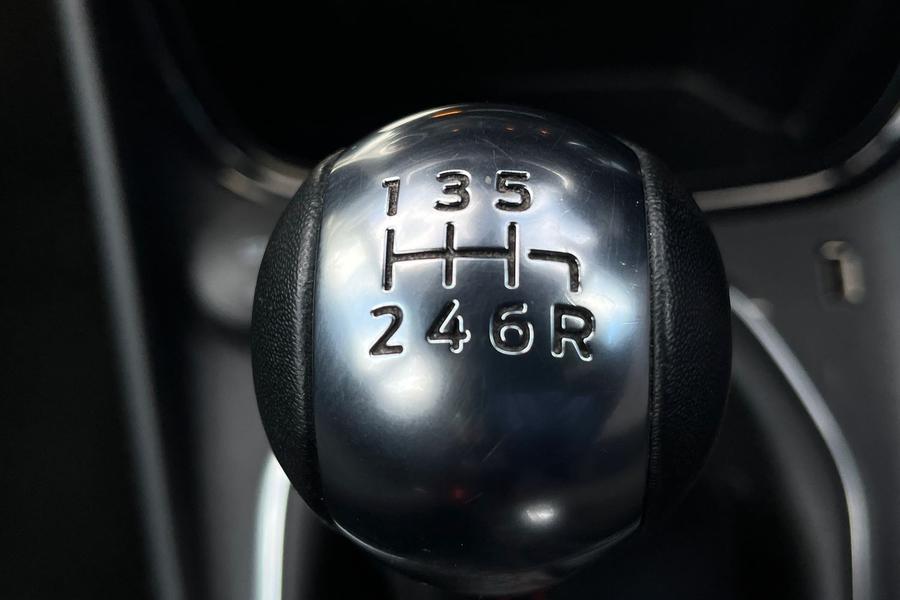 Ford PUMA Photo autoimg-e7ea2ce3ef0e1396a91e79f0bd955d11154cd338.jpg