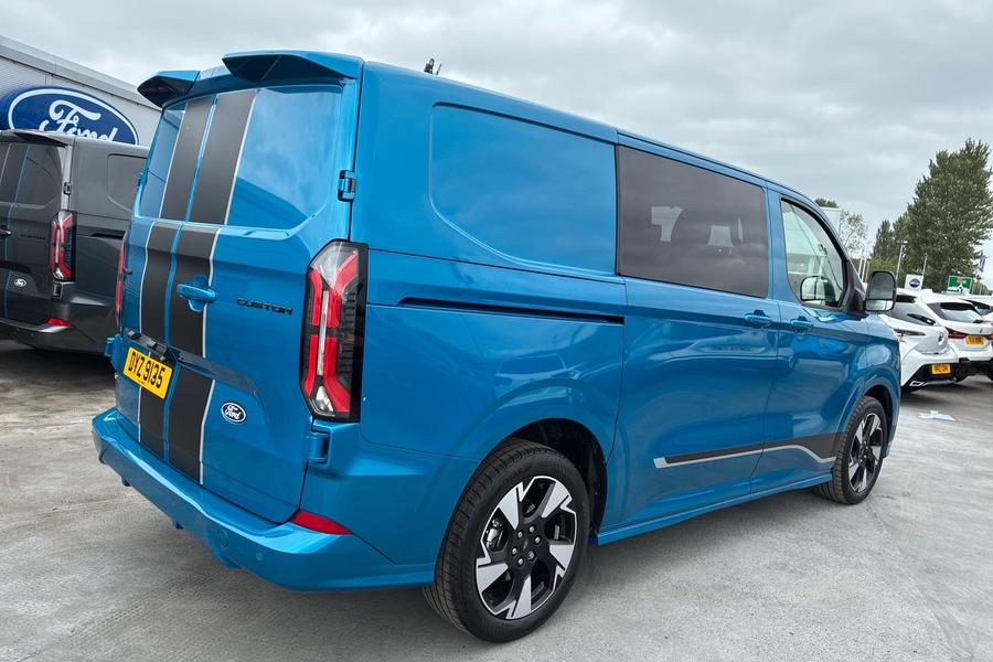 Ford TRANSIT CUSTOM Photo autoimg-e7ea474d0dc87ac14f99d8aba8e9b5a524db38aa.jpg