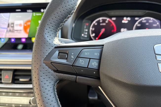 SEAT Ibiza Photo 16