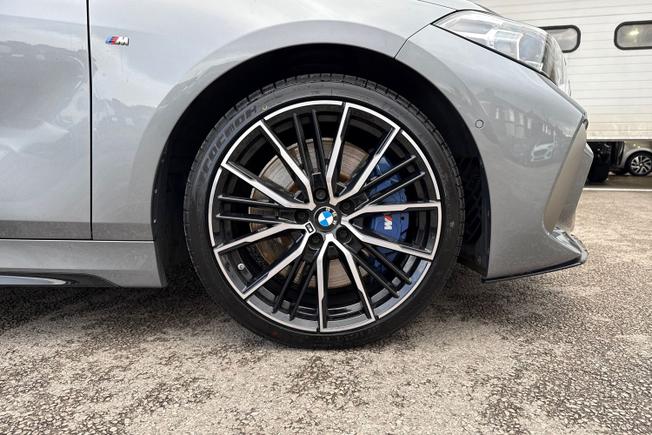 BMW 1 Series Photo 5