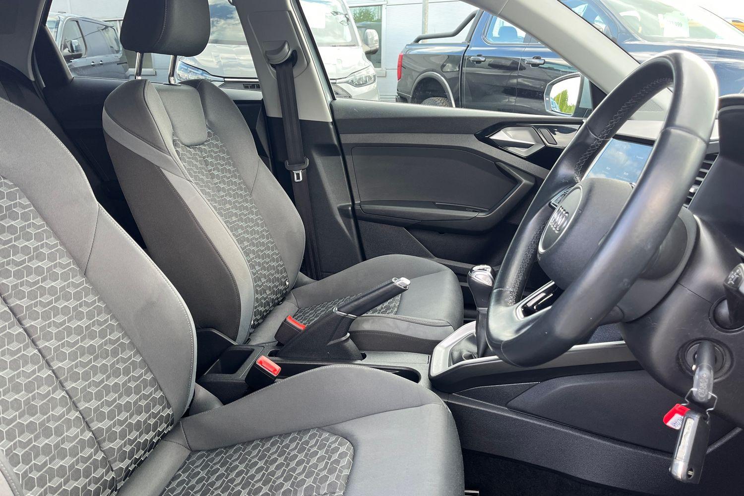Audi A1 Photo 16
