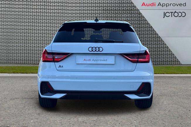 AUDI A1 Photo 7