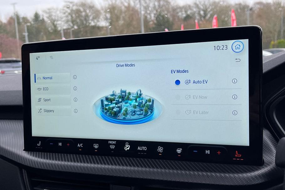 Used Ford Kuga EN25SVO 29