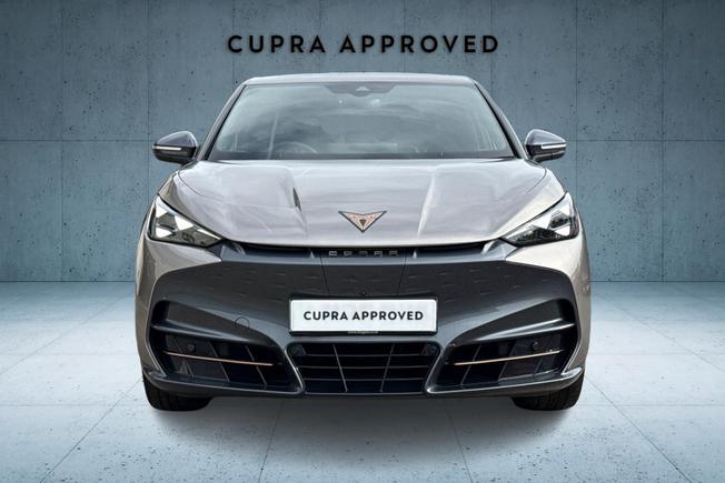 CUPRA Tavascan Photo 8