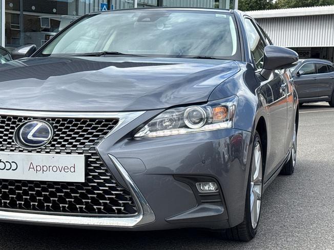 LEXUS Ct Photo 26