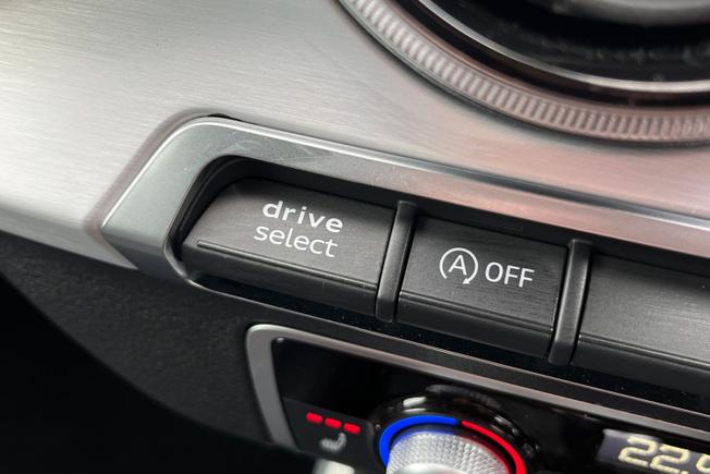 AUDI  SQ2 Photo 27