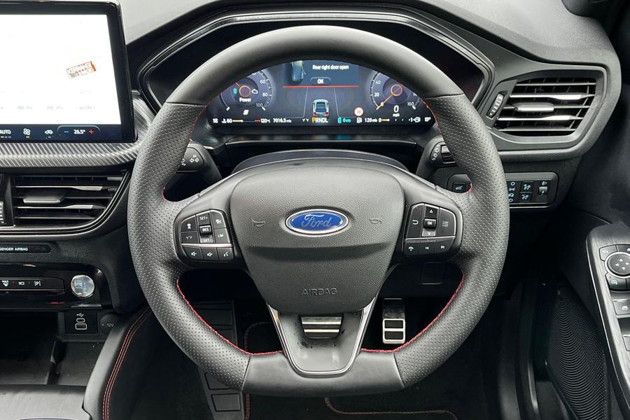 Ford KUGA Photo autoimg-e804149ae73a9efc443005586f998666fdd7aedc.jpg