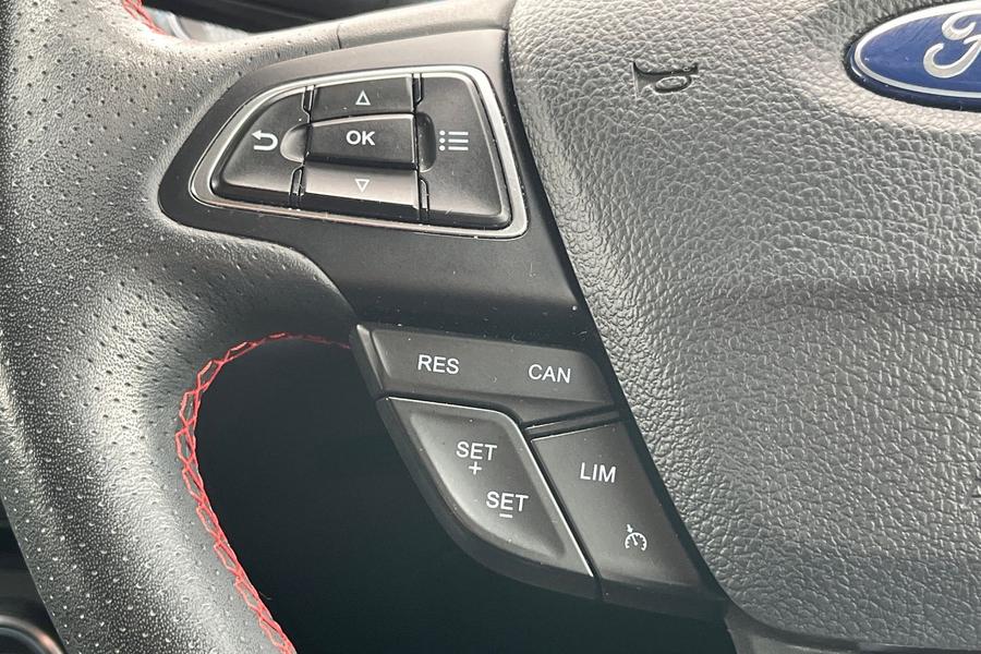 Ford EcoSport Photo autoimg-e804fe722493e0686d5ce7b3d90a7aee15041cb9.jpg
