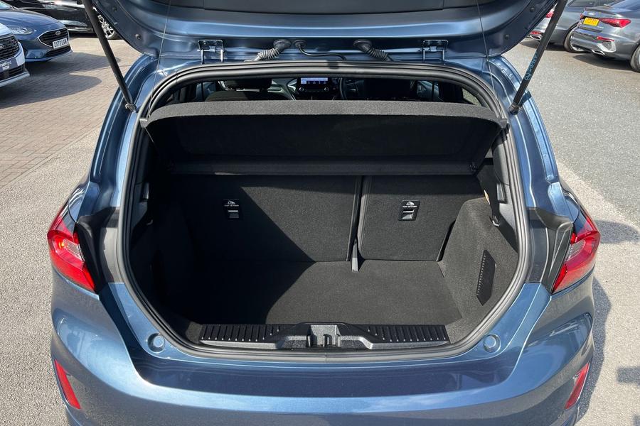 Ford FIESTA Photo autoimg-e809791a032d9b8650f25dec2201d96dd6df6efc.jpg