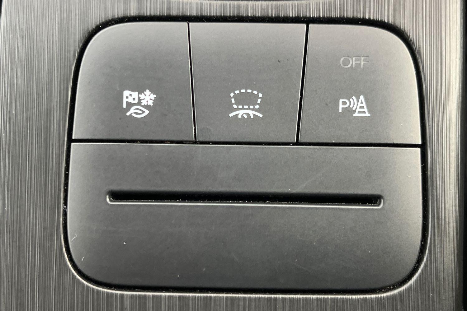 Ford KUGA Photo 32