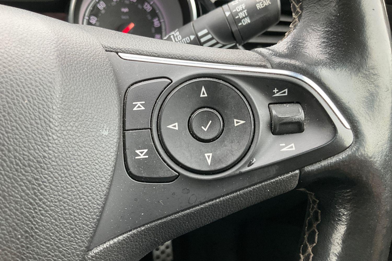 Vauxhall INSIGNIA Photo 29