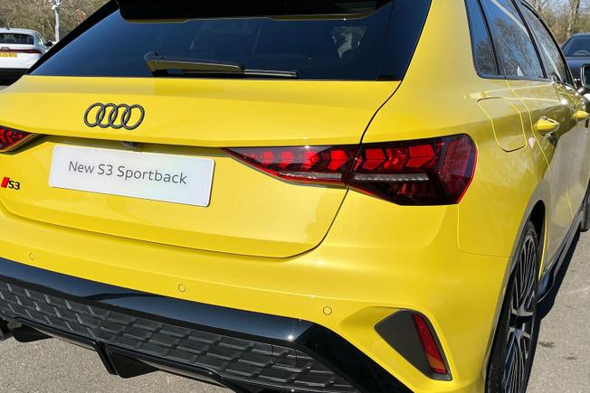 AUDI S3 Photo 18