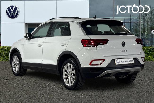 VOLKSWAGEN T-Roc Photo 3