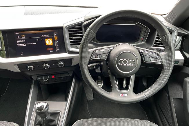 Audi A1 Photo 11