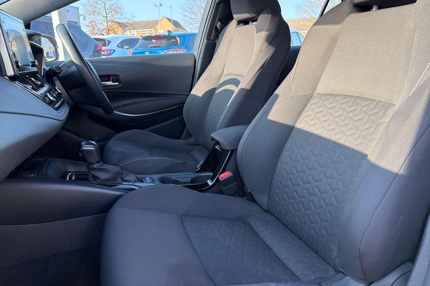 Toyota COROLLA Photo 18