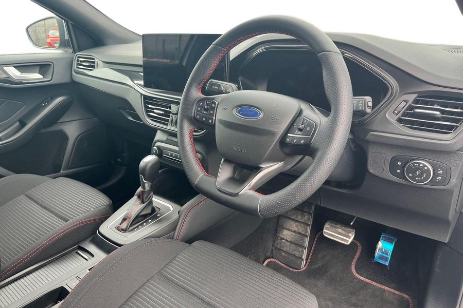 Ford FOCUS Photo autoimg-e81e8710ca8d988c756e5520db2ae5b233b73ee1.jpg