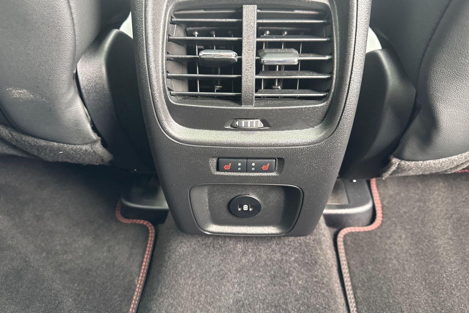 Ford Kuga Photo 36