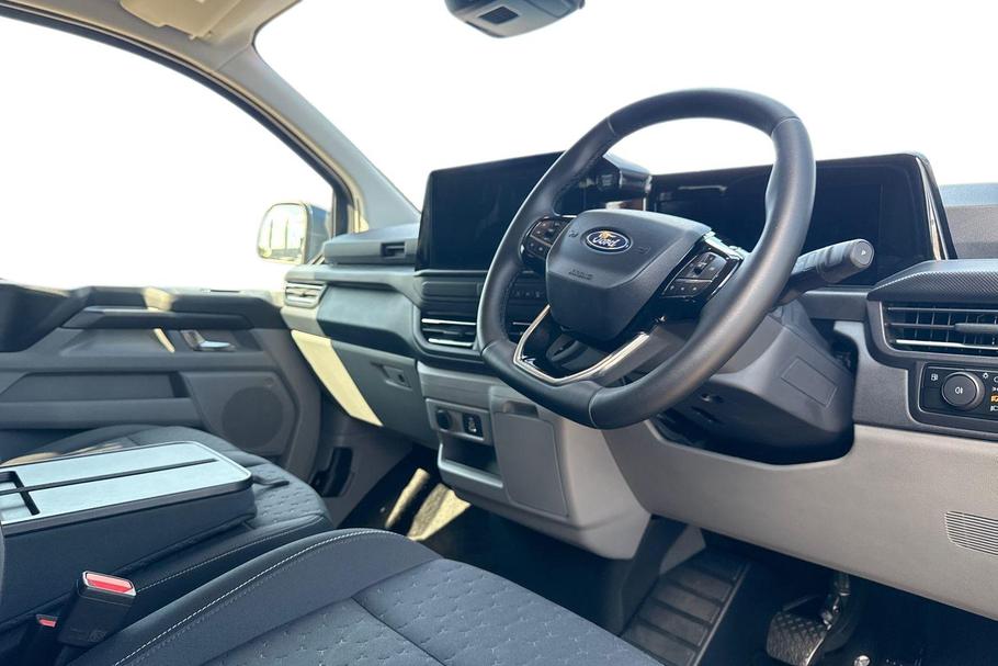 Used Ford TRANSIT CUSTOM WO25UOJ 14