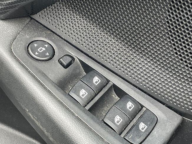 BMW 1 Series Photo 28