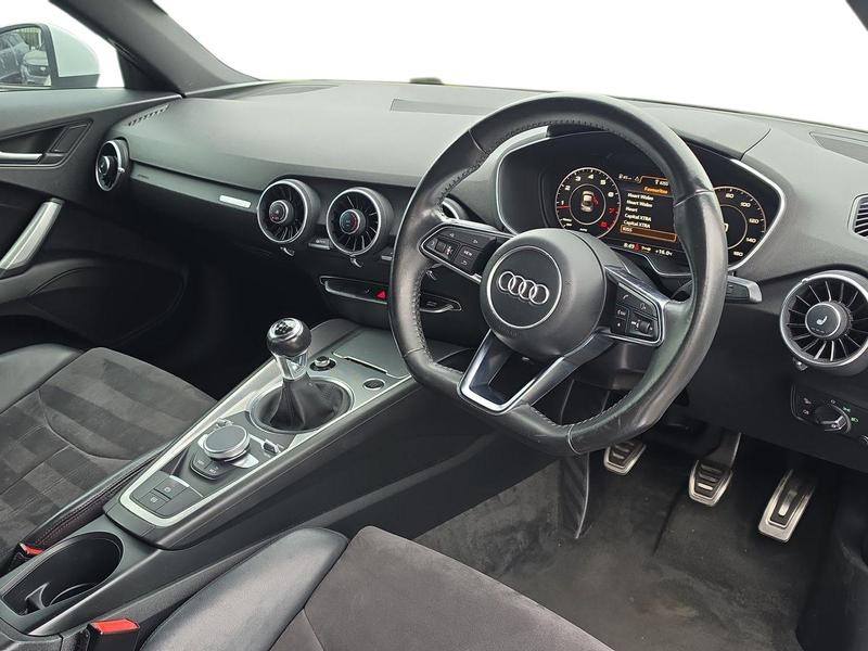 Used Audi TT FJ16XTT 10