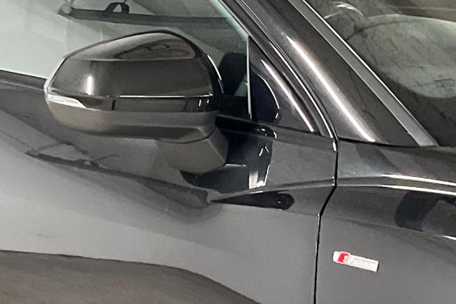 AUDI Q3 Photo 20
