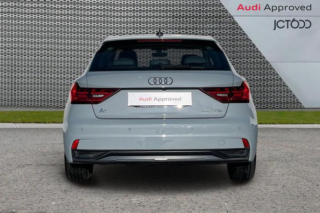 AUDI A1 Photo 7