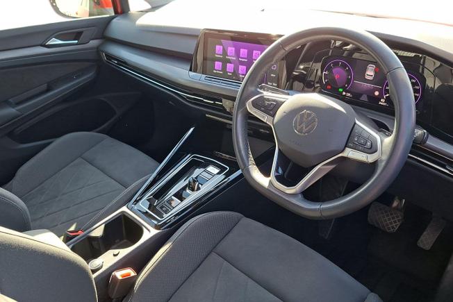 VOLKSWAGEN Golf Photo 6