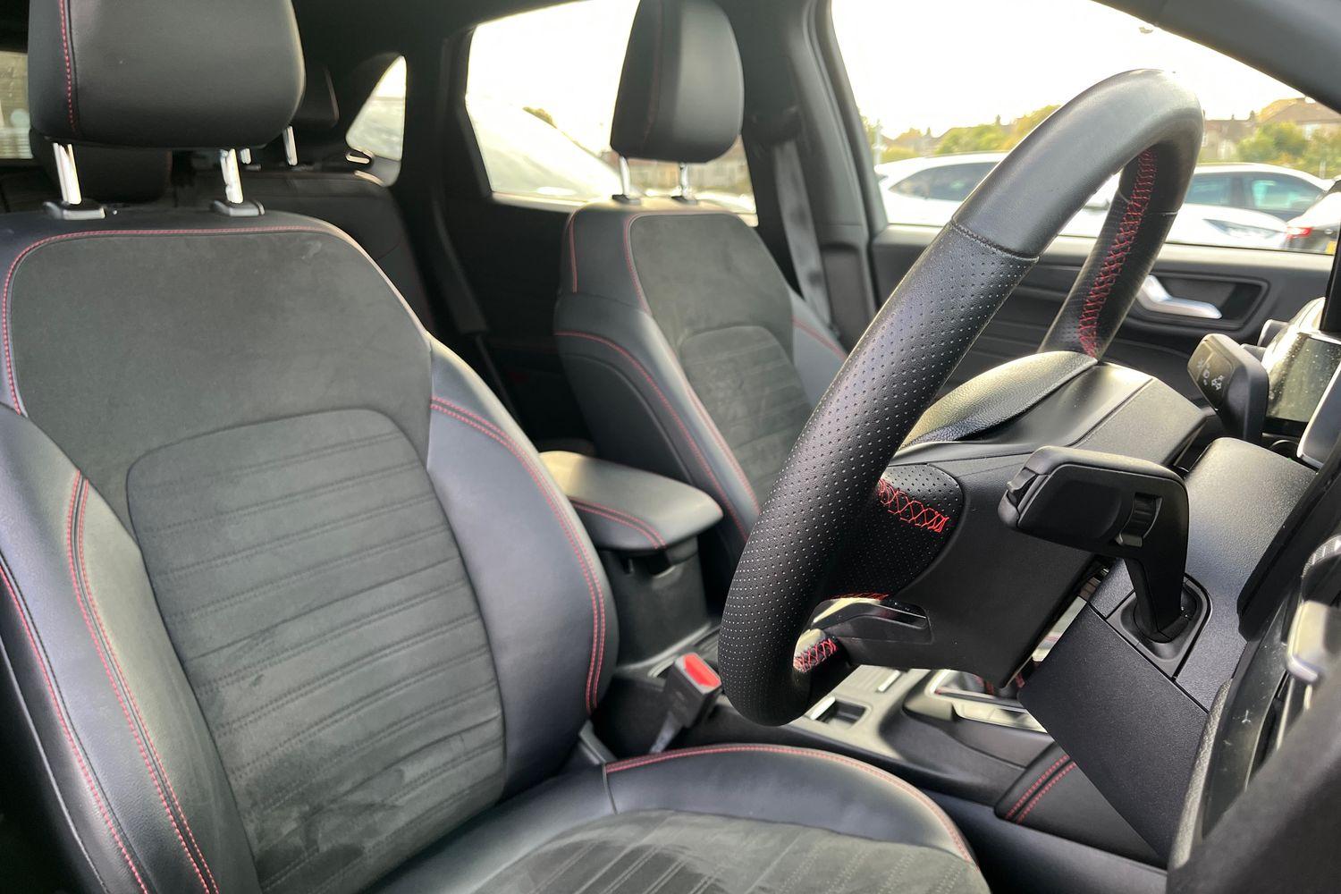 Ford KUGA Photo 16