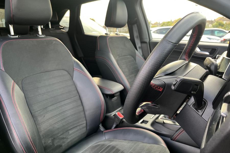 Ford KUGA Photo autoimg-e83a7823cd33ad732462fe6322aa9963eadba30b.jpg
