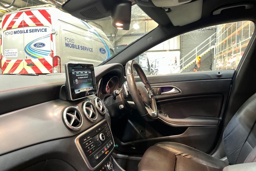 Mercedes-Benz CLA Photo autoimg-e83bf370db15467a62735d05d3bf8ac9444574a3.jpg