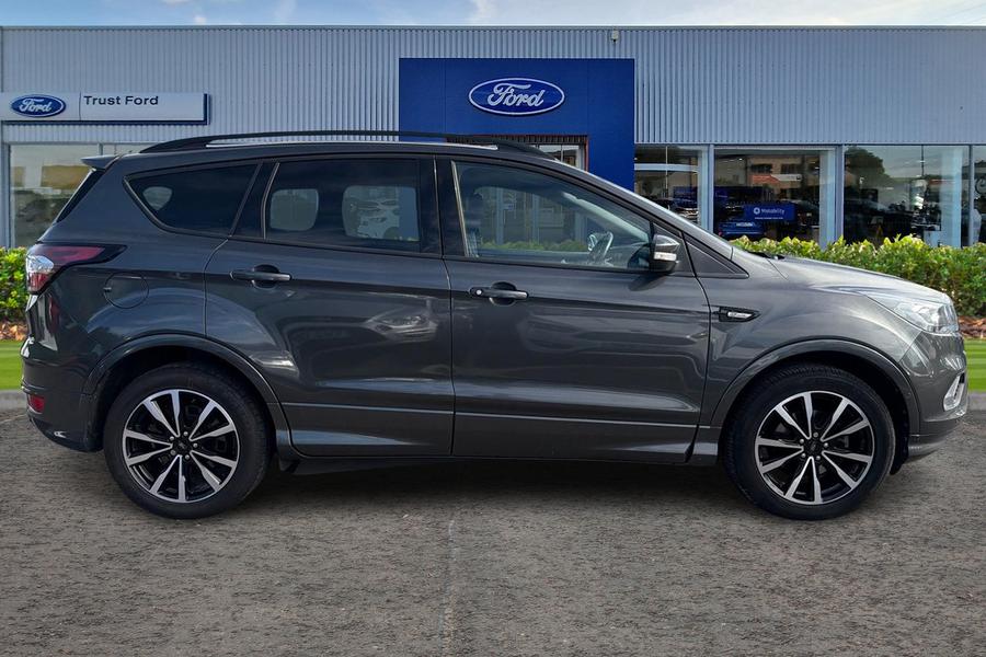 Ford KUGA Photo autoimg-e83c7190fb0a0f37eea1d712d542140e65e0d221.jpg