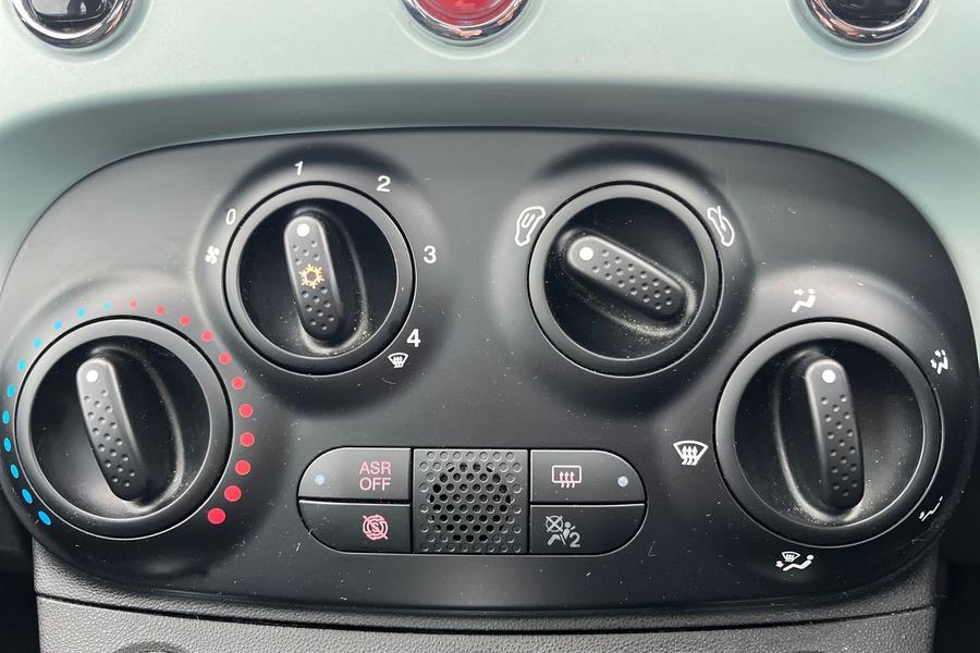 Fiat 500 Photo autoimg-e83cbf6391fb0f07190d001f5d2bcdc1aa3d828e.jpg