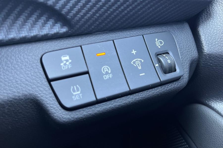 Kia Stonic Photo autoimg-e83ddb847eda99216668f8a39c498d3558de0205.jpg