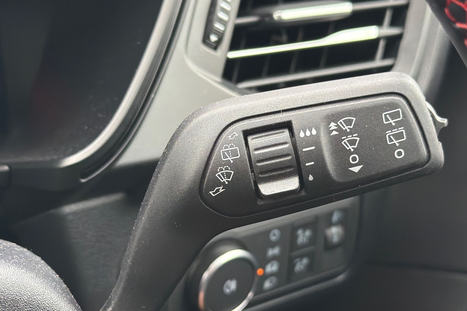 Ford KUGA Photo 14