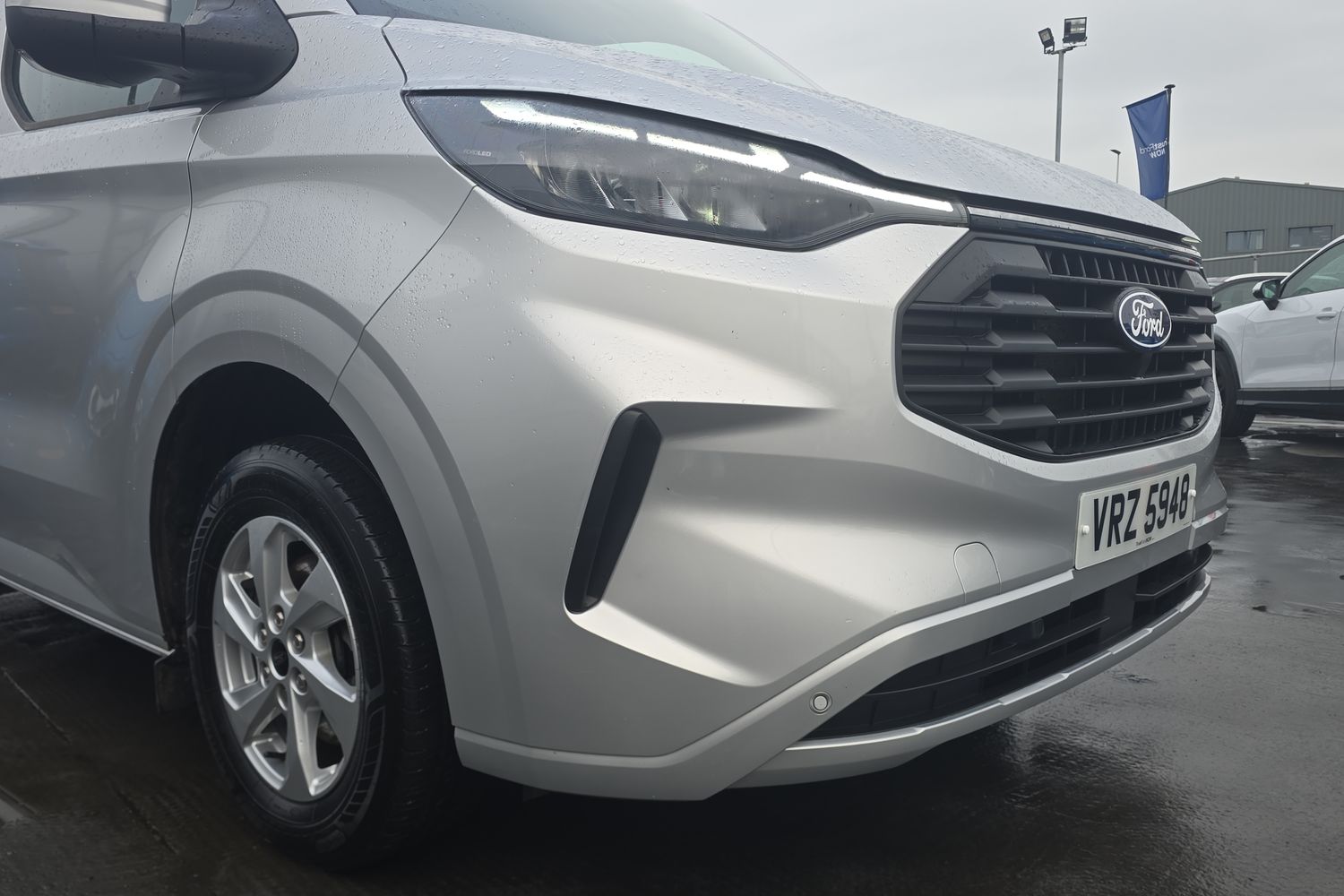 Ford TRANSIT CUSTOM Photo 18