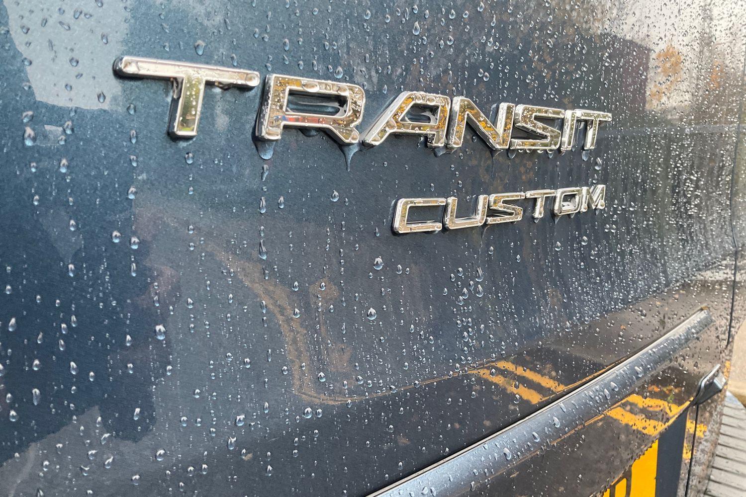 Ford TRANSIT CUSTOM Photo 18