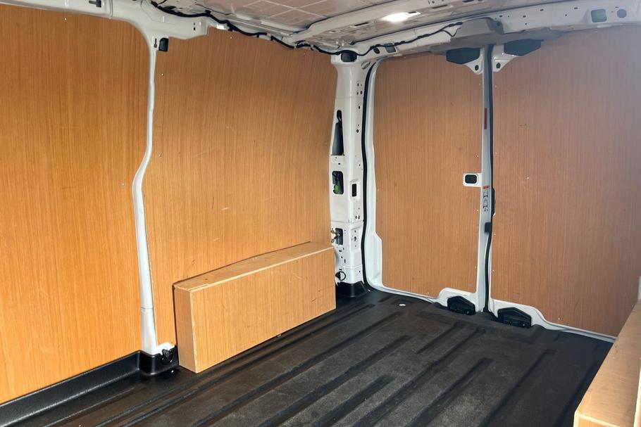 Used Ford TRANSIT CUSTOM YO25FXC 5