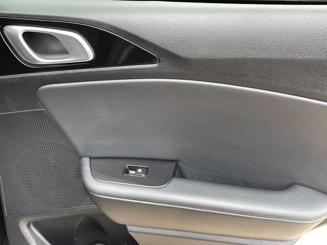 KIA Xceed Photo 32